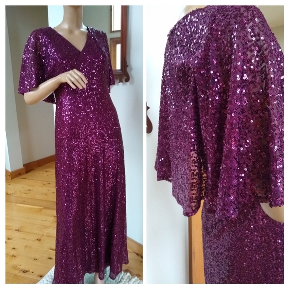 Cachet Dresses & Skirts - 🏷SALE. Stunning gown by Cachet Size 8. Cape like back I ❤️ Bundles Final Price